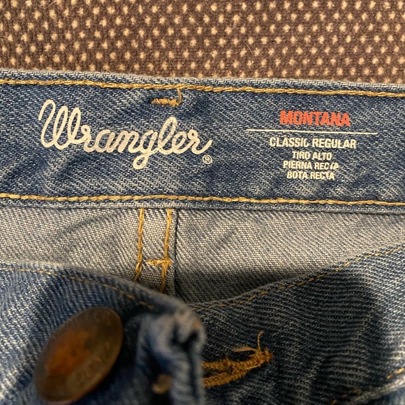 Wrangler Jeans - Picture 3 of 5